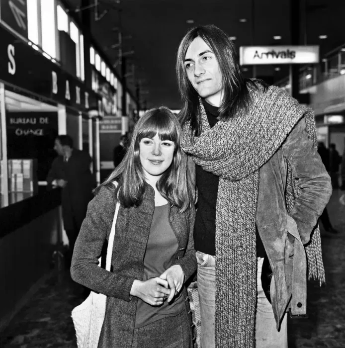 Framed Print : The Fleetwood Mac pop group back in London. Members of the Fleetwood Mac Framed Print : The Fleetwood Mac pop group back in London. Members of the Fleetwood Mac