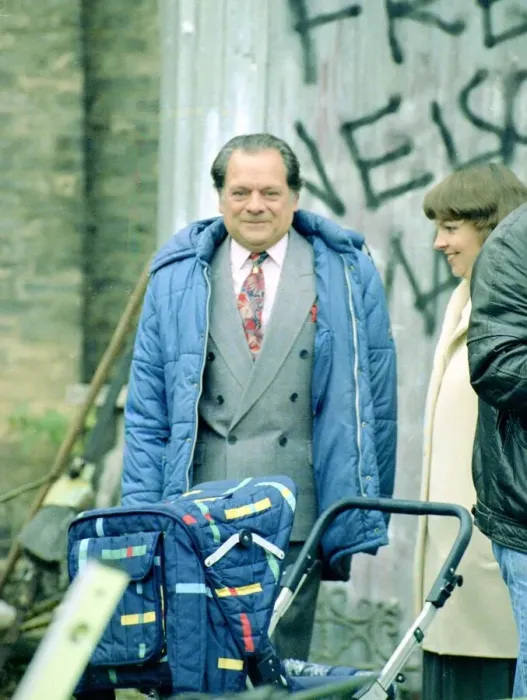 Framed Print : Only Fools and Horses on set filming, November 1991. David Jason as Del Boy Framed Print : Only Fools and Horses on set filming, November 1991. David Jason as Del Boy