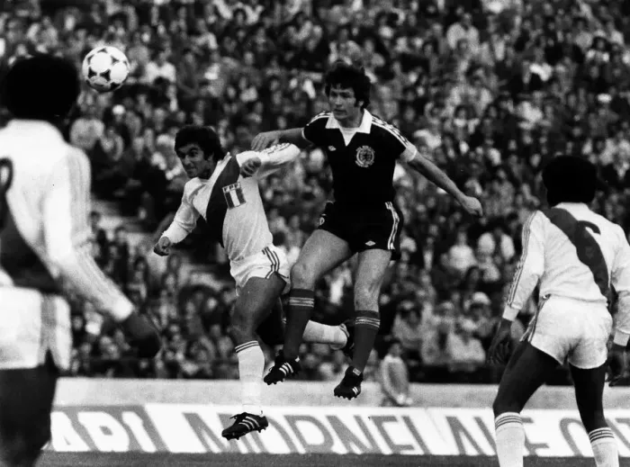 Framed Print : Foootball World Cup 1978 Peru 3 Scotland 1 in Mendoza Bruce Rioch