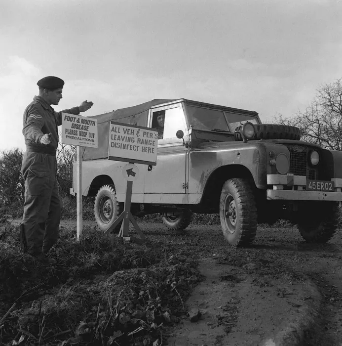 Framed Print : Foot and Mouth Disease Outbreak November 1967 A soldier being directed to wash Framed Print : Foot and Mouth Disease Outbreak November 1967 A soldier being directed to wash