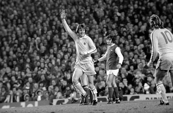 Football: Arsenal (1) vs. Leeds United (1). Division I. January 1977 77-00029-030