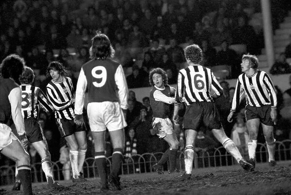Football: Arsenal (4) vs. Newcastle United (0). March 1975 75-01516-017