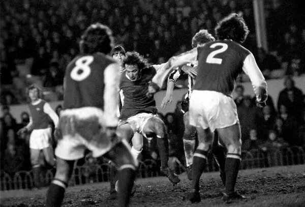 Football: Arsenal (4) vs. Newcastle United (0). March 1975 75-01516-005