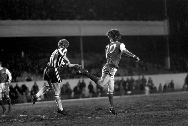 Football: Arsenal (4) vs. Newcastle United (0). March 1975 75-01516-032