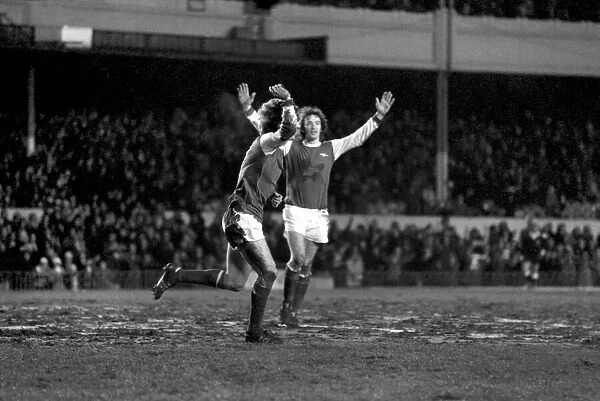 Football: Arsenal (4) vs. Newcastle United (0). March 1975 75-01516-042