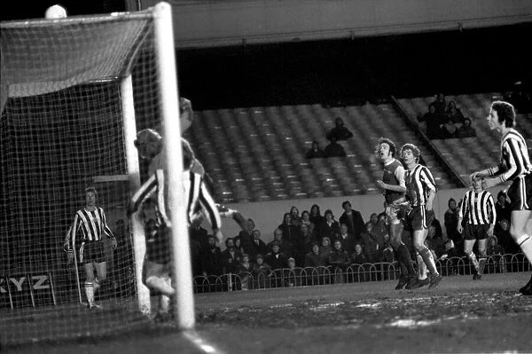 Football: Arsenal (4) vs. Newcastle United (0). March 1975 75-01516-072