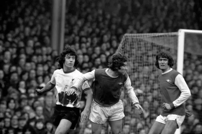 Framed Print : Football: Arsenal F. C. (2) vs. Liverpool F. C. (0). February 1975 75-00618-033 Framed Print : Football: Arsenal F. C. (2) vs. Liverpool F. C. (0). February 1975 75-00618-033