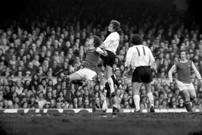 Framed Print : Football: Arsenal F. C. (2) vs. Liverpool F. C. (0). February 1975 75-00618-025 Framed Print : Football: Arsenal F. C. (2) vs. Liverpool F. C. (0). February 1975 75-00618-025