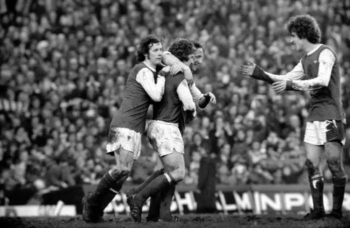 Framed Print : Football: Arsenal F. C. (2) vs. Liverpool F. C. (0). February 1975 75-00618-043 Framed Print : Football: Arsenal F. C. (2) vs. Liverpool F. C. (0). February 1975 75-00618-043