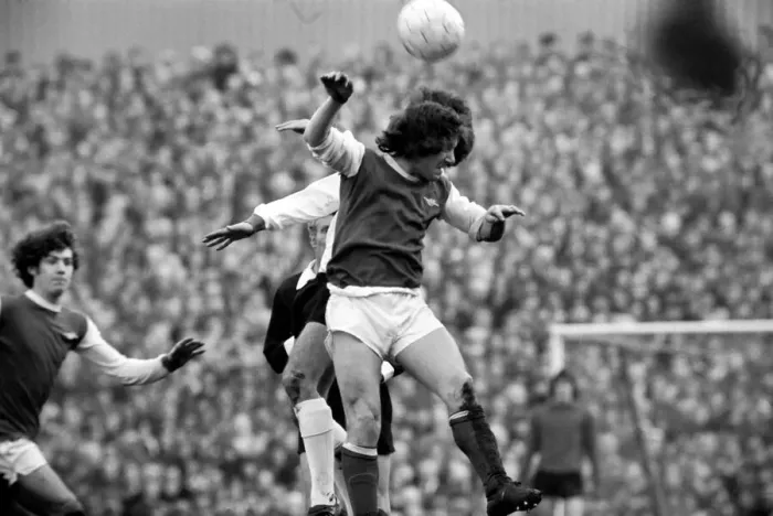 Framed Print : Football: Arsenal F. C. (2) vs. Liverpool F. C. (0). February 1975 75-00618-028 Framed Print : Football: Arsenal F. C. (2) vs. Liverpool F. C. (0). February 1975 75-00618-028