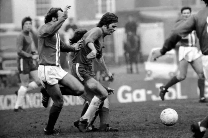 Framed Print : Football; Chelsea F. C. vs. Birmingham F. C. February 1975 75-00764-044