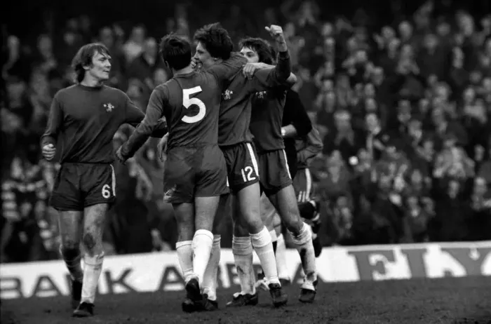 Framed Print : Football: Chelsea F. C. vs. Birmingham F. C. February 1975 75-00764-094