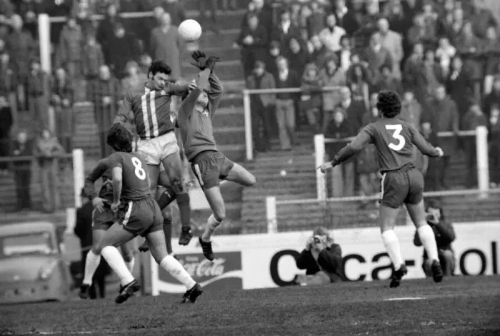 Framed Print : Football: Chelsea F. C. vs. Birmingham F. C. February 1975 75-00764-059 Framed Print : Football: Chelsea F. C. vs. Birmingham F. C. February 1975 75-00764-059