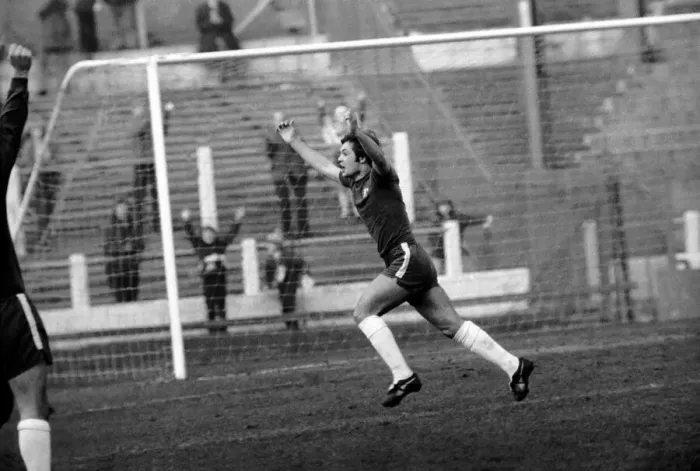 Framed Print : Football: Chelsea F. C. vs. Birmingham F. C. February 1975 75-00764-023 Framed Print : Football: Chelsea F. C. vs. Birmingham F. C. February 1975 75-00764-023