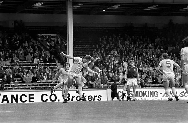 Football Division 1. Aston Villa 0 v. Everton 2. September 1980 LF04-26-020