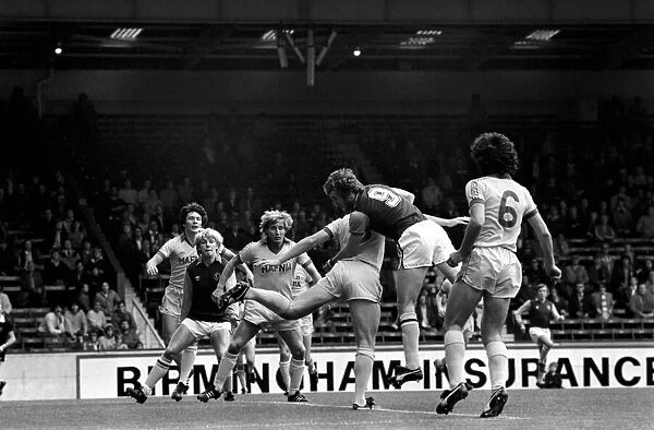 Football Division 1. Aston Villa 0 v. Everton 2. September 1980 LF04-26-023