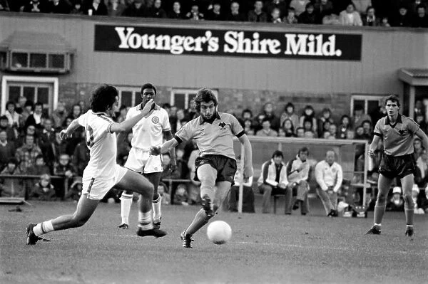Football Division 1. Aston Villa 3 v. Tottenham Hotspur 0. October 1980 LF04-43-027
