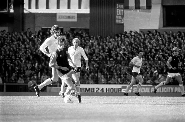 Football Division 1. Aston Villa 3 v. Tottenham Hotspur 0. October 1980 LF04-43-020