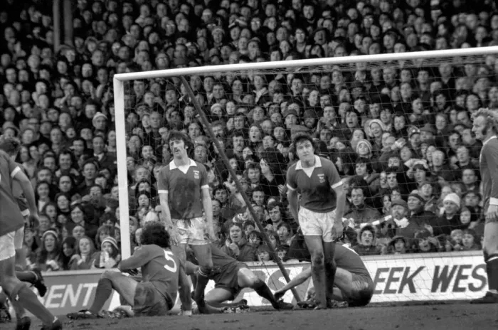 Framed Print : Football: F. A. Cup. Ipswich F. C. v. Liverpool F. C. January 1975 75-00478-040 Framed Print : Football: F. A. Cup. Ipswich F. C. v. Liverpool F. C. January 1975 75-00478-040