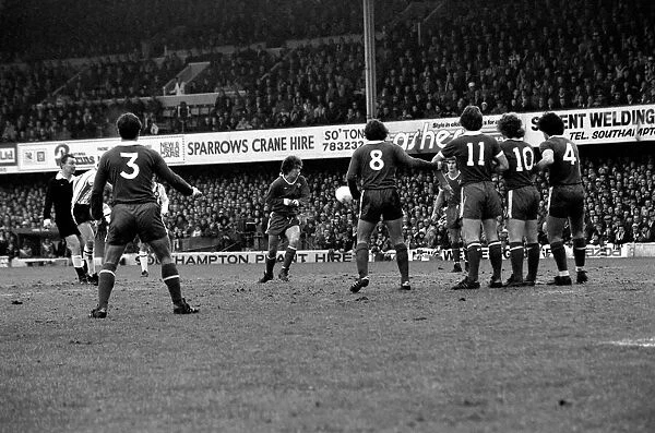 Football: F. A. Cup: Southampton (1) v. Chelsea (1). January 1977 77-00108-002