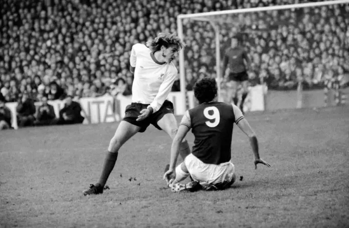 Framed Print : Football: F. A. Cup: West Ham F. C. (0) vs. Liverpool F. C. (2). January 1976 76-00045-018 Framed Print : Football: F. A. Cup: West Ham F. C. (0) vs. Liverpool F. C. (2). January 1976 76-00045-018