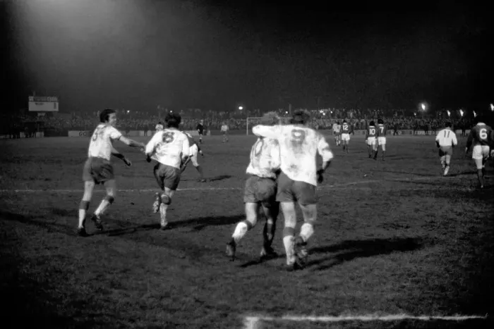 Framed Print : Football: F. A Cup. Walsall F. C. (3) v. Manchester United F. C. (2)