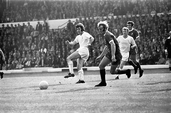 Football: Leeds United (1) v. Liverpool (0). September 1971 71-12020-036