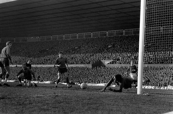 Football. Manchester United v. Crystal Palace. February 1970 70-1635-004