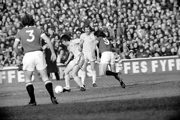 Football: Oxford United vs. Manchester United. February 1975 75-00765-023