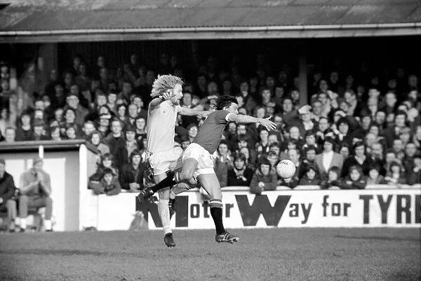 Football: Oxford United vs. Manchester United. February 1975 75-00765-029