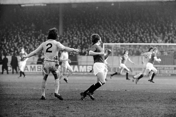 Football: Oxford United vs. Manchester United. February 1975 75-00765-019
