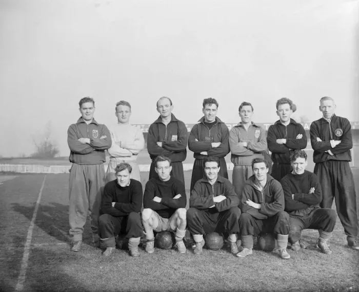 Framed Print : Football Scunthorpe FC with trainer Bill Corkhill DM 14 / 12 / 1951 Framed Print : Football Scunthorpe FC with trainer Bill Corkhill DM 14 / 12 / 1951