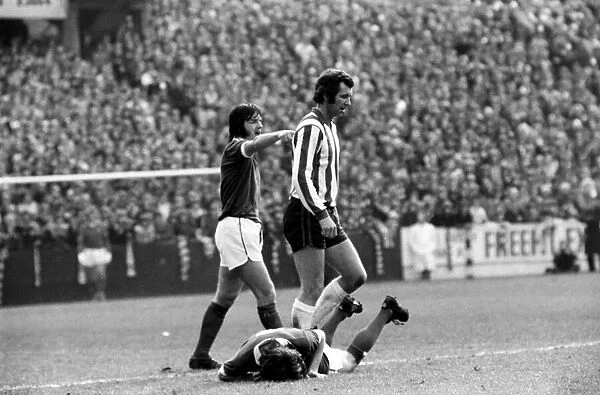 Football: Southampton F. C. vs. Manchester City United F. C. April 1975 75-1785-022