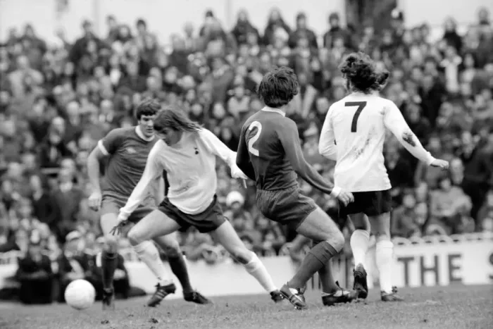 Framed Print : Football: Tottenham Hotspur F. C. vs. Liverpool F. C. March 1975 75-01598-018