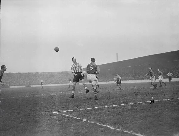 Football West Ham v Sheffield Utd. 22  /  1  /  1952 C373  /  3
