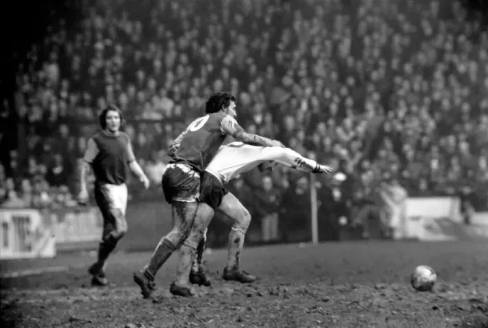 Framed Print : Football: West Ham vs. Burnley F. C. March 1975 75-01462-010 Framed Print : Football: West Ham vs. Burnley F. C. March 1975 75-01462-010