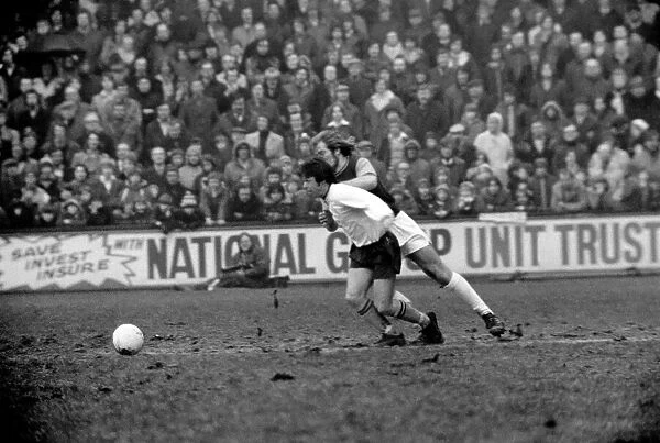 Football: West Ham vs. Burnley F. C. March 1975 75-01462-028