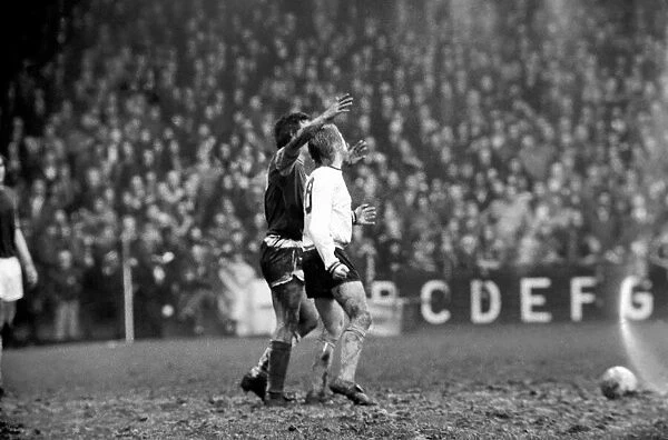 Football: West Ham vs. Burnley F. C. March 1975 75-01462-009