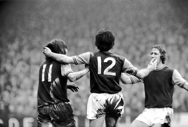 Football: West Ham vs. Burnley F. C. March 1975 75-01462-016