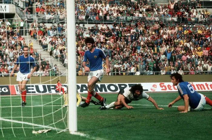 Framed Print : Football World Cup 1974 Second Round Group B match at the Rheinstadion, Dusseldorf Framed Print : Football World Cup 1974 Second Round Group B match at the Rheinstadion, Dusseldorf