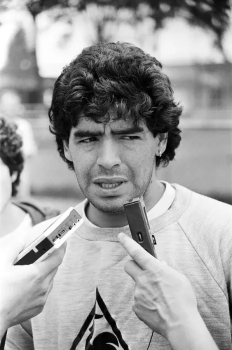 Framed Print : Football World Cup 1986, Diego Maradona of Argentina speaking to press. 19th June 1986