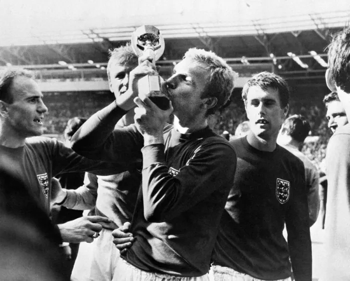 Framed Print : Football World Cup Final 1966 England 4 West Germany 2 at Wembley Stadium