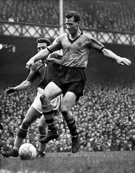 Footballer Bill Slater of Wolves. February 1960 P008032