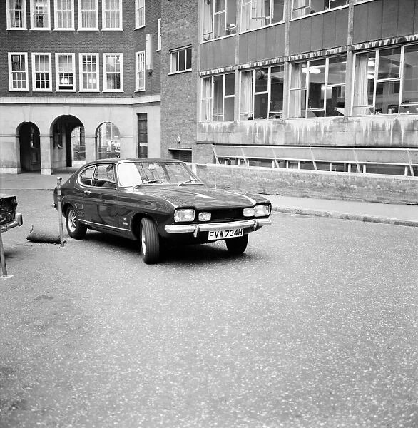 A Ford Capri 3, 000 October 1969 Z10504