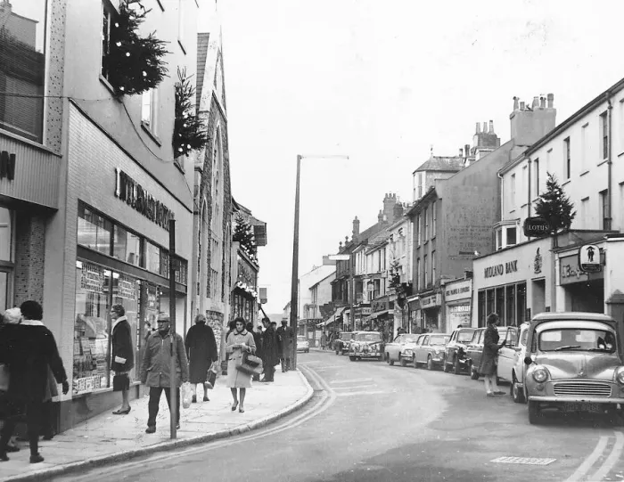 Framed Print : Fore Street, Brixham, 7th December 1967 Framed Print : Fore Street, Brixham, 7th December 1967