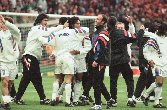 Framed Print : France v Netherlands, Euro 1996 Quarter finals match at Anfield