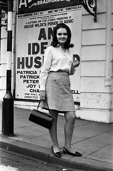 Frances Nicholson outside the Alhambra Theatre, Bradford. 28th July 1967