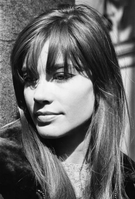 Framed Print : Francoise Hardy, french singer, pictured at St Georges Church, Hanover Square