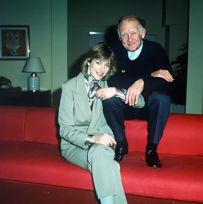 Framed Print : Frank Bough TV Presenter sitting with Selina Scott Circa 1985