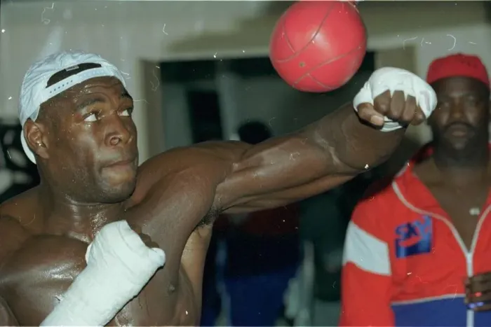 Framed Print : Frank Bruno training in Las Vegas for his Heavyweight World Titledefence against Mike Framed Print : Frank Bruno training in Las Vegas for his Heavyweight World Titledefence against Mike
